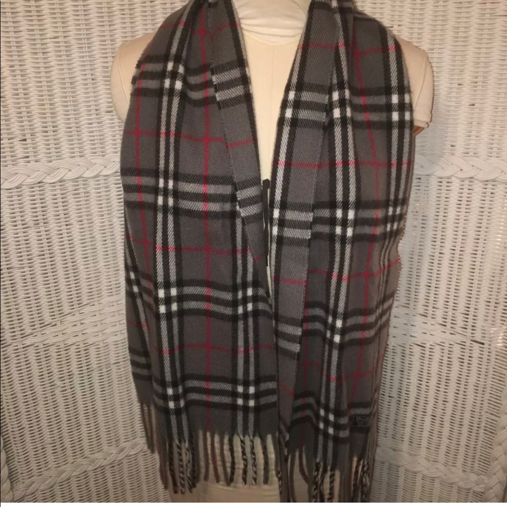 Authentic Burberry lambswool scarf